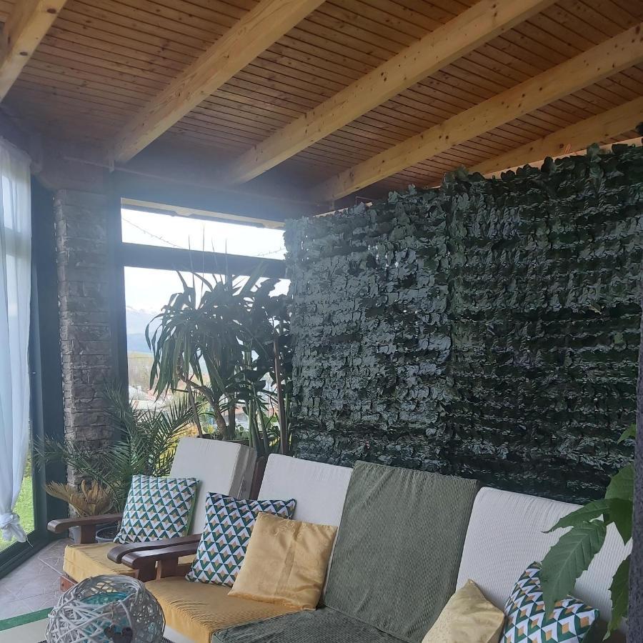 Apartman Navrchu برزنو المظهر الخارجي الصورة