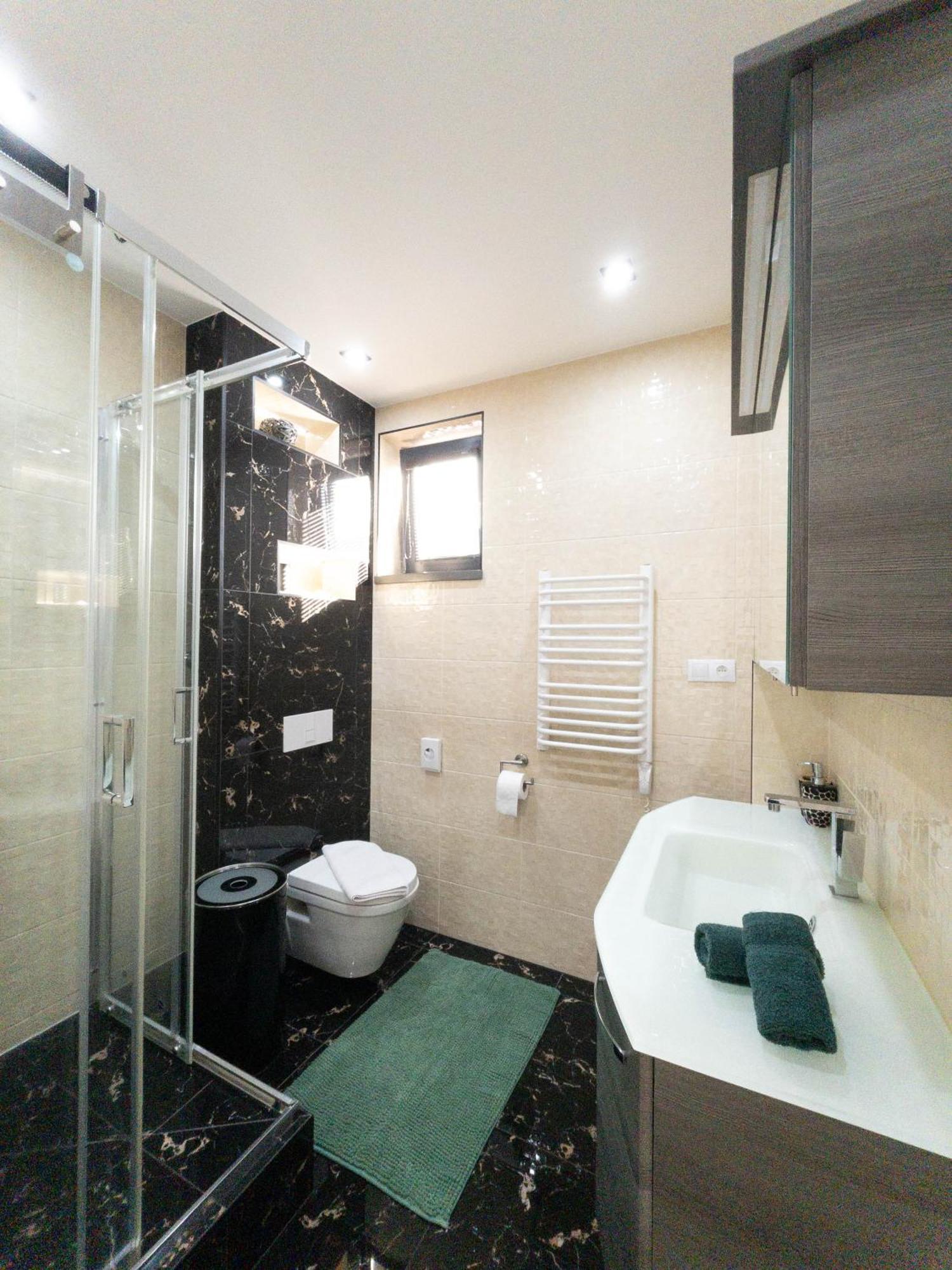 Apartman Navrchu برزنو المظهر الخارجي الصورة
